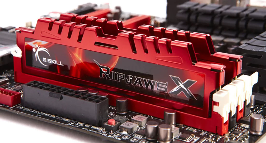 A large marketing image providing additional information about the product G.Skill 8GB Kit (2x4GB) DDR3 Ripjaws X C10 1333MHz - Red - Additional alt info not provided